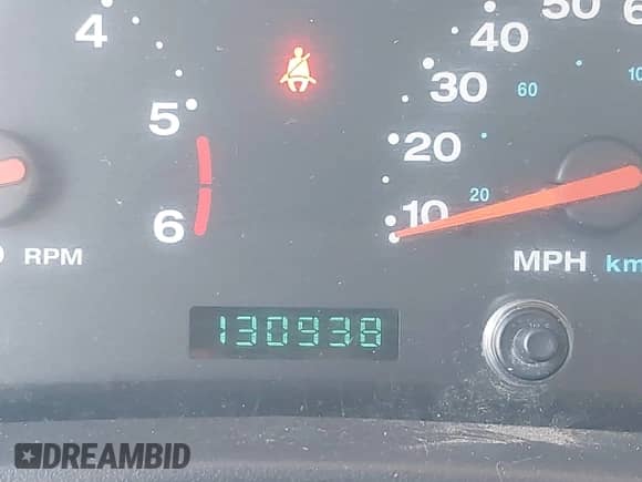 2001 Jeep Wrangler SE with VIN 1J4FA29P01P344644, listed as a IAAI auction lot 42170936 with 130,938 mi miles and . Bid and sale history available at DreamBid. Image 15.