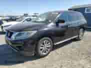 2014 Nissan Pathfinder SL with VIN 5N1AR2MN3EC652057, listed as a Copart auction lot 72360874 with 135,775 mi miles and Clean title. Bid and sale history available at DreamBid. Image 1.