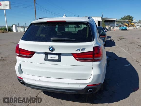 2016 BMW X5 xDrive35i с VIN 5UXKR0C53G0P23923, выставлен на аукционе IAAI как лот 43306330 с пробегом 39 479 миль миль и . История ставок и продаж доступна на DreamBid. Изображение 17.