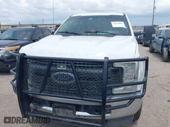 2018 Ford F-250 XL с VIN 1FT7W2B60JEC59800, выставлен на аукционе IAAI как лот 42458664 с пробегом 198 245 миль миль и . История ставок и продаж доступна на DreamBid. Изображение 12.