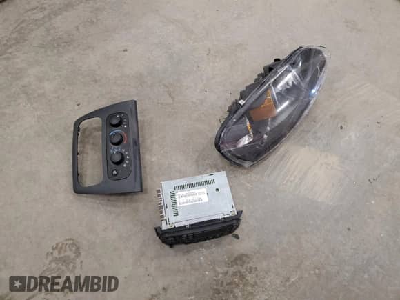 2004 Dodge Stratus SE с VIN 1B3EL36RX4N275907, выставлен на аукционе Copart как лот 69267215 с пробегом 106 433 миль миль и Чистый • Clean title. История ставок и продаж доступна на DreamBid. Изображение 12.