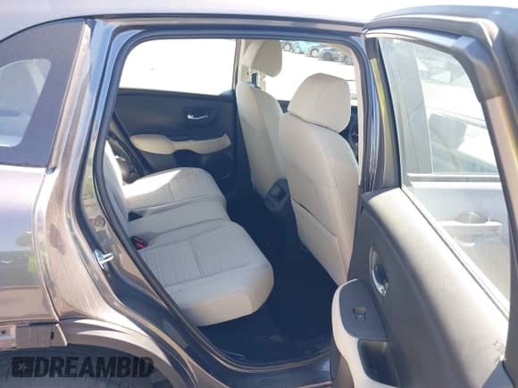 2024 Honda HR-V LX with VIN 3CZRZ2H37RM764794, listed as a IAAI auction lot 42961961 with 4,964 mi miles and . Bid and sale history available at DreamBid. Image 8.