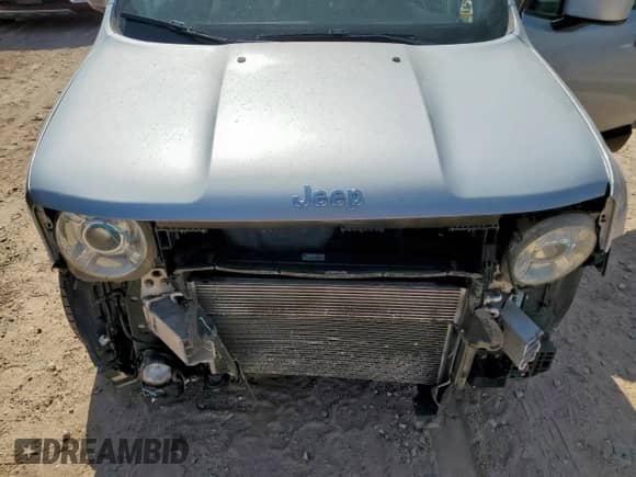 2018 Jeep Renegade Altitude with VIN ZACCJABB6JPH43174, listed as a Copart auction lot 70629605 with 91,135 mi miles and Salvage title. Bid and sale history available at DreamBid. Image 12.