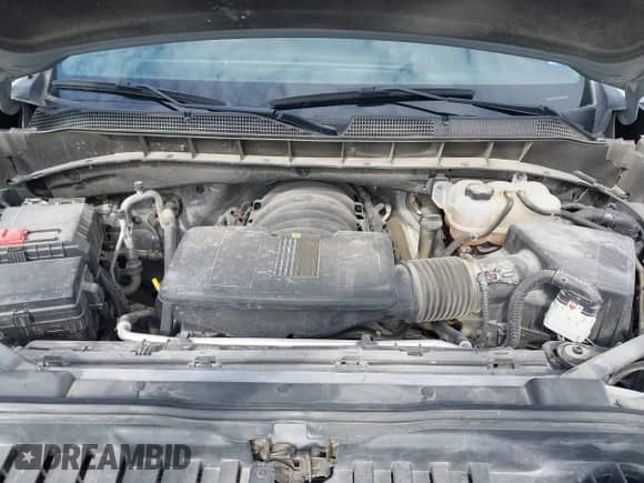 2024 Chevrolet Silverado 1500 LT z VIN 2GCUDDED0R1157361, wystawiony jako IAAI lot #43033954 z przebiegiem 54 137 mil mil oraz . Historia ofert i sprzedaży dostępna na DreamBid. Obrazek 10.