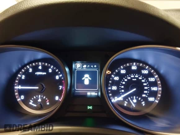 2017 Hyundai Santa Fe 2.4L with VIN 5NMZUDLBXHH015181, listed as a IAAI auction lot 43286360 with 85,190 mi miles and . Bid and sale history available at DreamBid. Image 7.