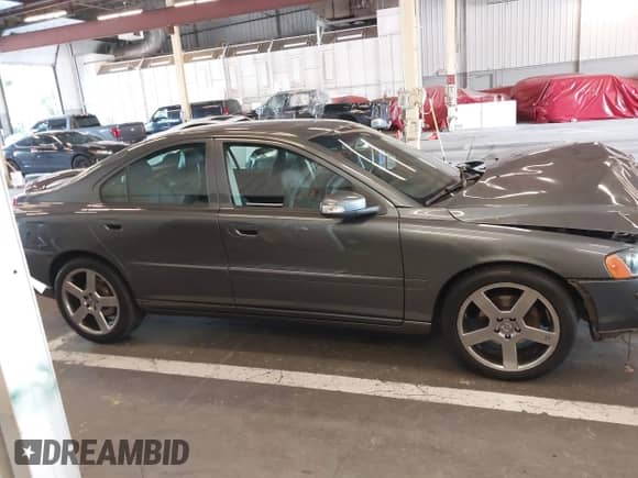 2008 Volvo S60 2.5T с VIN YV1RS592982670370, выставлен на аукционе IAAI как лот 42795634 с пробегом Не указан миль и . История ставок и продаж доступна на DreamBid. Изображение 13.