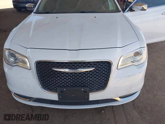 2016 Chrysler 300 C с VIN 2C3CCAEG2GH161220, выставлен на аукционе IAAI как лот 42817437 с пробегом 111 000 миль миль и . История ставок и продаж доступна на DreamBid. Изображение 6.