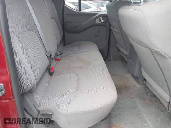 2018 Nissan Frontier SV с VIN 1N6DD0ER1JN707025, выставлен на аукционе IAAI как лот 43300671 с пробегом 105 202 миль миль и . История ставок и продаж доступна на DreamBid. Изображение 8.