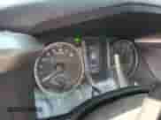 2020 Toyota Tacoma SR5 z VIN 3TMCZ5AN7LM291155, wystawiony jako Copart lot #67111255 z przebiegiem 106 969 mil mil oraz Szkoda całkowita • Salvage title. Historia ofert i sprzedaży dostępna na DreamBid. Obrazek 9.