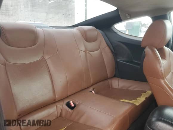 2011 Hyundai Genesis Coupe Track с VIN KMHHU6KH6BU064497, выставлен на аукционе Copart как лот 86782134 с пробегом 172 422 миль миль и Списание • Salvage title. История ставок и продаж доступна на DreamBid. Изображение 10.