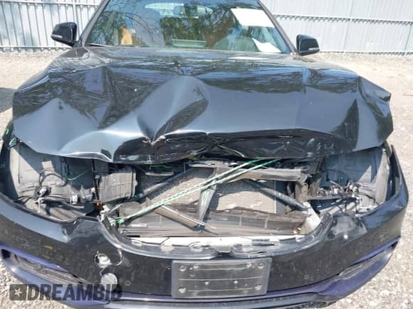 2018 BMW 4 Series 430i xDrive with VIN WBA4J3C51JBG97126, listed as a IAAI auction lot 42893340 with 64,636 mi miles and . Bid and sale history available at DreamBid. Image 6.