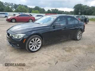 2018 BMW 3 Series 320i z VIN WBA8A9C50JAH12113, wystawiony jako Copart lot #67935285 z przebiegiem 60 331 mil mil oraz Szkoda całkowita • Salvage title. Historia ofert i sprzedaży dostępna na DreamBid. Obrazek 1.