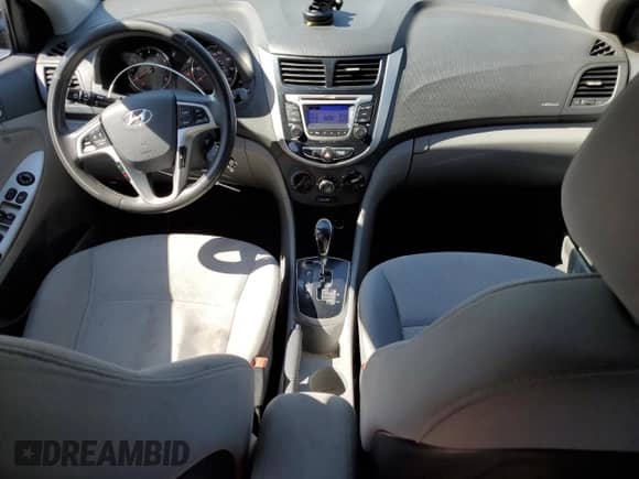 2014 Hyundai Accent SE с VIN KMHCU5AE6EU189547, выставлен на аукционе Copart как лот 62954005 с пробегом Не указан миль и Списание • Salvage title. История ставок и продаж доступна на DreamBid. Изображение 8.