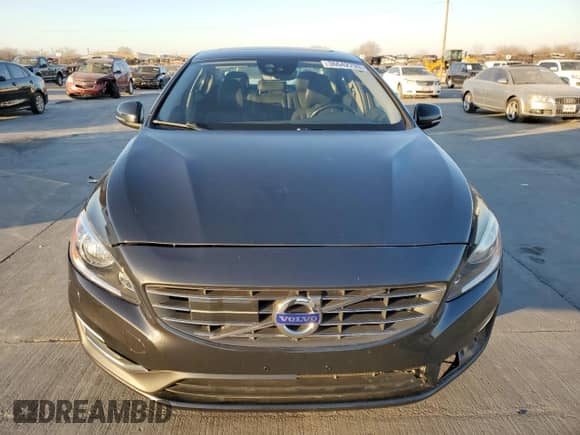 2015 Volvo S60 T5 Platinum с VIN YV1612TM1F1361171, выставлен на аукционе Copart как лот 36642793 с пробегом 58 929 миль миль и . История ставок и продаж доступна на DreamBid. Изображение 5.