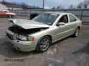 2005 Volvo S60 с VIN YV1RH592752442037, выставлен на аукционе Copart как лот 49637015 с пробегом 103 774 миль миль и Списание • Salvage title. История ставок и продаж доступна на DreamBid. Изображение 1.