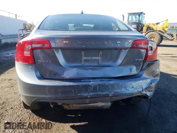 2016 Volvo S60 T5 Platinum с VIN YV4612UM3G2000408, выставлен на аукционе Copart как лот 51569394 с пробегом 66 094 миль миль и . История ставок и продаж доступна на DreamBid. Изображение 6.