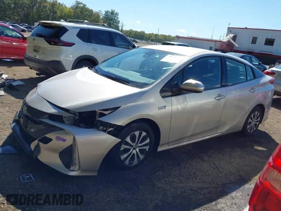 2020 Toyota Prius LE with VIN JTDKARFP5L3131815, listed as a IAAI auction lot 43370535 with 65,133 mi miles and . Bid and sale history available at DreamBid. Image 15.