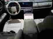 2024 Hyundai Santa Fe SEL с VIN 5NMP2DG11RH007762, выставлен на аукционе Copart как лот 73290754 с пробегом 3 329 миль миль и Списание • Salvage title. История ставок и продаж доступна на DreamBid. Изображение 8.