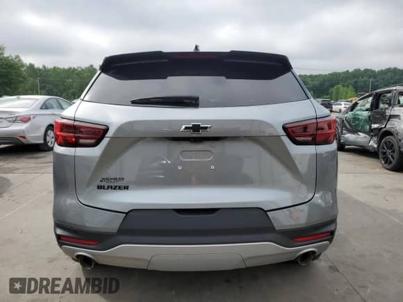 2024 Chevrolet Blazer LT с VIN 3GNKBDRSXRS207359, выставлен на аукционе Copart как лот 63975445 с пробегом 18 573 миль миль и Списание • Salvage title. История ставок и продаж доступна на DreamBid. Изображение 6.
