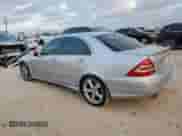 2006 Mercedes-Benz C 230 Sport z VIN WDBRF52H56A869801, wystawiony jako Copart lot #83770095 z przebiegiem 122 108 mil mil oraz Szkoda całkowita • Salvage title. Historia ofert i sprzedaży dostępna na DreamBid. Obrazek 2.