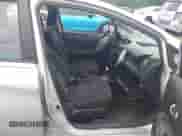 2015 Nissan Note SV z VIN 3N1CE2CP4FL382051, wystawiony jako IAAI lot #42622309 z przebiegiem 160 040 mil mil oraz . Historia ofert i sprzedaży dostępna na DreamBid. Obrazek 5.