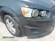 2014 Chevrolet Sonic LT с VIN 1G1JC5SH4E4233917, выставлен на аукционе IAAI как лот 42918970 с пробегом 110 733 миль миль и . История ставок и продаж доступна на DreamBid. Изображение 14.