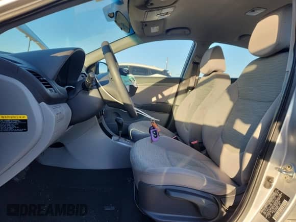 2016 Hyundai Accent SE с VIN KMHCT4AE6GU073359, выставлен на аукционе Copart как лот 86458525 с пробегом 59 558 миль миль и Списание • Salvage title. История ставок и продаж доступна на DreamBid. Изображение 7.