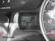 2014 Toyota Sienna LE z VIN 5TDJK3DC1ES080711, wystawiony jako IAAI lot #41910679 z przebiegiem 118 788 mil mil oraz . Historia ofert i sprzedaży dostępna na DreamBid. Obrazek 15.