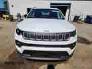 2022 Jeep Compass Latitude with VIN 3C4NJCBB9NT138276, listed as a Copart auction lot 85752985 with 58,022 mi miles and Salvage title. Bid and sale history available at DreamBid. Image 5.