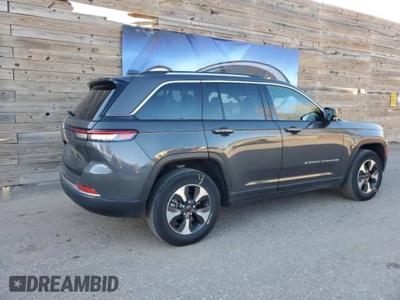 2024 Jeep Grand Cherokee с VIN 1C4RJYB65RC721141, выставлен на аукционе Copart как лот 89836845 с пробегом 47 205 миль миль и Чистый • Clean title. История ставок и продаж доступна на DreamBid. Изображение 3.