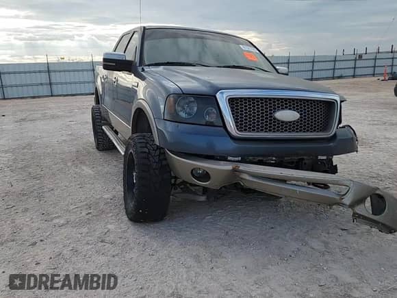2006 Ford F-150 XLT with VIN 1FTPW14506FA34213, listed as a Copart auction lot 81521045 with 375,203 mi miles and Salvage title. Bid and sale history available at DreamBid. Image 14.