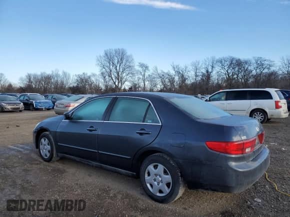 2005 Honda Accord LX with VIN 1HGCM55475A111433, listed as a Copart auction lot 43371575 with 198,408 mi miles and Salvage title. Bid and sale history available at DreamBid. Image 2.