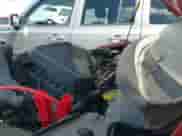 2016 Dodge Journey Crossroad Plus z VIN 3C4PDCGB3GT107617, wystawiony jako IAAI lot #39846696 z przebiegiem 108 632 mil mil oraz . Historia ofert i sprzedaży dostępna na DreamBid. Obrazek 14.