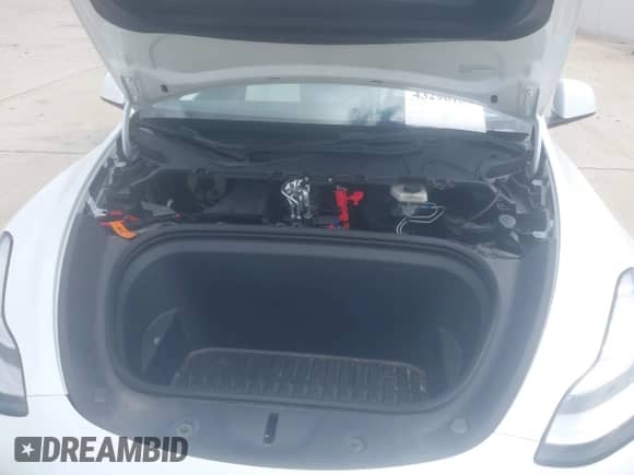 2023 Tesla Model Y Long Range с VIN 7SAYGDEE3PA131154, выставлен на аукционе IAAI как лот 43296131 с пробегом 26 783 миль миль и . История ставок и продаж доступна на DreamBid. Изображение 10.