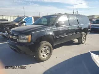 2007 Chevrolet Suburban LS с VIN 1GNFC16047J199760, выставлен на аукционе Copart как лот 82563305 с пробегом Не указан миль и Чистый • Clean title. История ставок и продаж доступна на DreamBid. Изображение 1.
