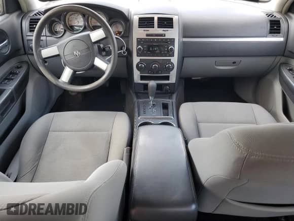 2008 Dodge Charger с VIN 2B3KA43G08H286205, выставлен на аукционе Copart как лот 70762504 с пробегом 183 156 миль миль и Списание • Salvage title. История ставок и продаж доступна на DreamBid. Изображение 8.