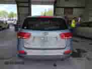 2020 Kia Sorento LX z VIN 5XYPGDA52LG680378, wystawiony jako IAAI lot #42238507 z przebiegiem 96 412 mil mil oraz . Historia ofert i sprzedaży dostępna na DreamBid. Obrazek 16.