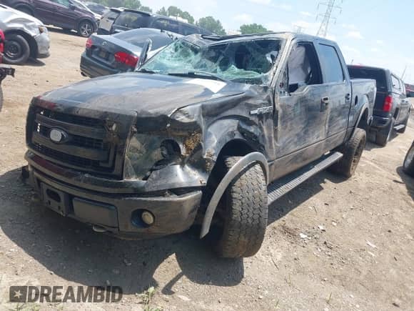 2013 Ford F-150 XL с VIN 1FTFW1ET3DFB34215, выставлен на аукционе IAAI как лот 42646918 с пробегом 142 701 миль миль и . История ставок и продаж доступна на DreamBid. Изображение 18.