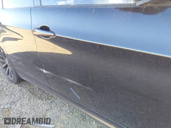 2011 BMW 3 Series 328i xDrive с VIN WBAPK5C52BA657504, выставлен на аукционе IAAI как лот 43458153 с пробегом Не указан миль и . История ставок и продаж доступна на DreamBid. Изображение 6.