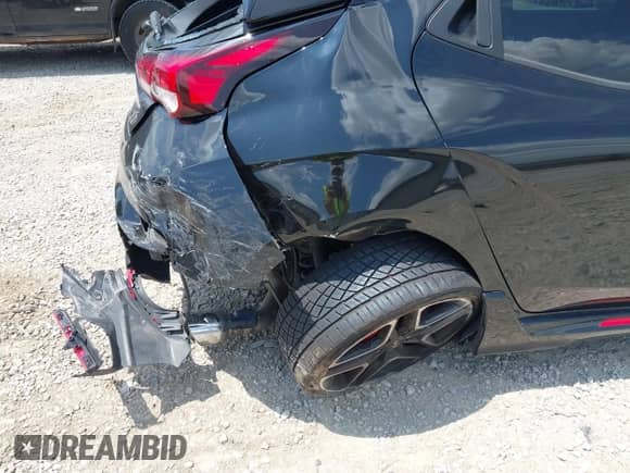 2021 Hyundai Veloster с VIN KMHT36AH3MU009393, выставлен на аукционе IAAI как лот 42656366 с пробегом 27 613 миль миль и . История ставок и продаж доступна на DreamBid. Изображение 18.