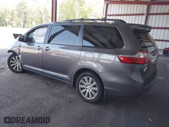 2017 Toyota Sienna XLE with VIN 5TDDZ3DCXHS160070, listed as a IAAI auction lot 42959158 with 69,069 mi miles and . Bid and sale history available at DreamBid. Image 3.
