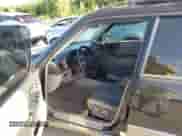 1999 Subaru Forester S with VIN JF1SF6552XH736647, listed as a IAAI auction lot 42565079 with 215,244 mi miles and . Bid and sale history available at DreamBid. Image 5.