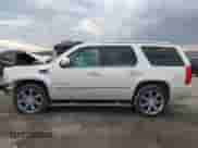 2009 Cadillac Escalade с VIN 1GYFK232X9R267887, выставлен на аукционе IAAI как лот 41295777 с пробегом Не указан миль и . История ставок и продаж доступна на DreamBid. Изображение 13.