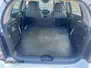 2018 Chevrolet Sonic LT z VIN 1G1JG6SH9J4110845, wystawiony jako Copart lot #82162555 z przebiegiem 137 730 mil mil oraz Czysty tytuł • Clean title. Historia ofert i sprzedaży dostępna na DreamBid. Obrazek 11.