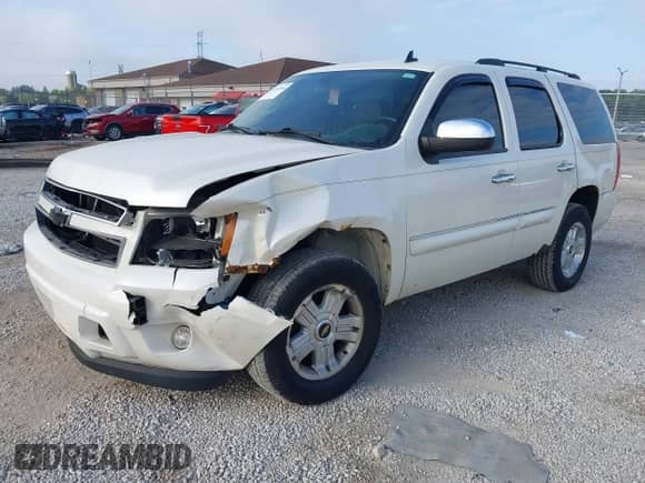 2008 Chevrolet Tahoe 1LT с VIN 1GNFK13068R195963, выставлен на аукционе IAAI как лот 43201988 с пробегом 232 490 миль миль и . История ставок и продаж доступна на DreamBid. Изображение 17.