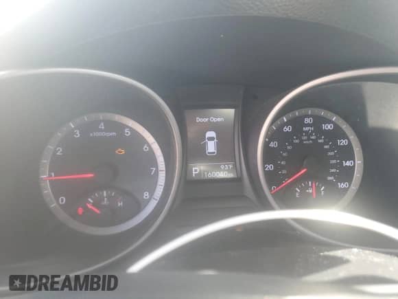 2016 Hyundai Santa Fe with VIN 5XYZU3LBXGG313572, listed as a Copart auction lot 84536875 with 160,040 mi miles and Non repairable. Bid and sale history available at DreamBid. Image 9.