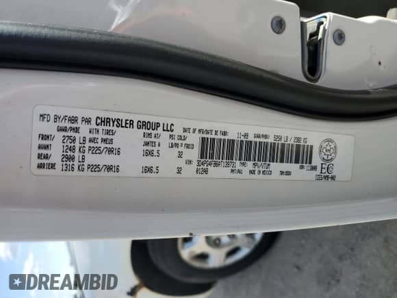 2010 Dodge Journey SE with VIN 3D4PG4FB6AT139731, listed as a Copart auction lot 81376585 with 305,168 mi miles and Clean title. Bid and sale history available at DreamBid. Image 13.