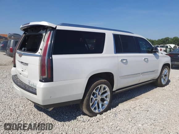2017 Cadillac Escalade ESV Premium Luxury с VIN 1GYS4JKJ9HR172649, выставлен на аукционе Copart как лот 65895145 с пробегом Не указан миль и Списание • Salvage title. История ставок и продаж доступна на DreamBid. Изображение 3.