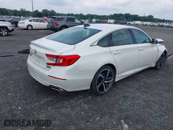 2020 Honda Accord Sport with VIN 1HGCV1F37LA114860, listed as a IAAI auction lot 42994514 with 36,622 mi miles and . Bid and sale history available at DreamBid. Image 4.