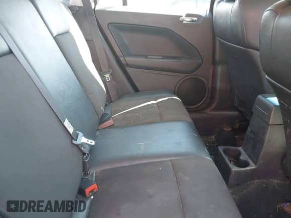 2008 Dodge Caliber с VIN 1B3HB68F18D726058, выставлен на аукционе IAAI как лот 41415514 с пробегом 272 061 миль миль и . История ставок и продаж доступна на DreamBid. Изображение 8.